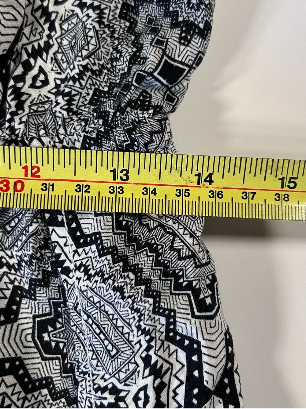 Garage Black White Geometric Print Romper Women’s XS Boho Festival - Picture 8 of 12